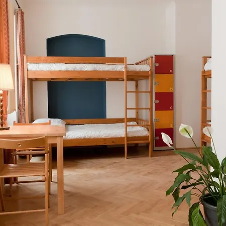 Arpacay Backpackers * Praga